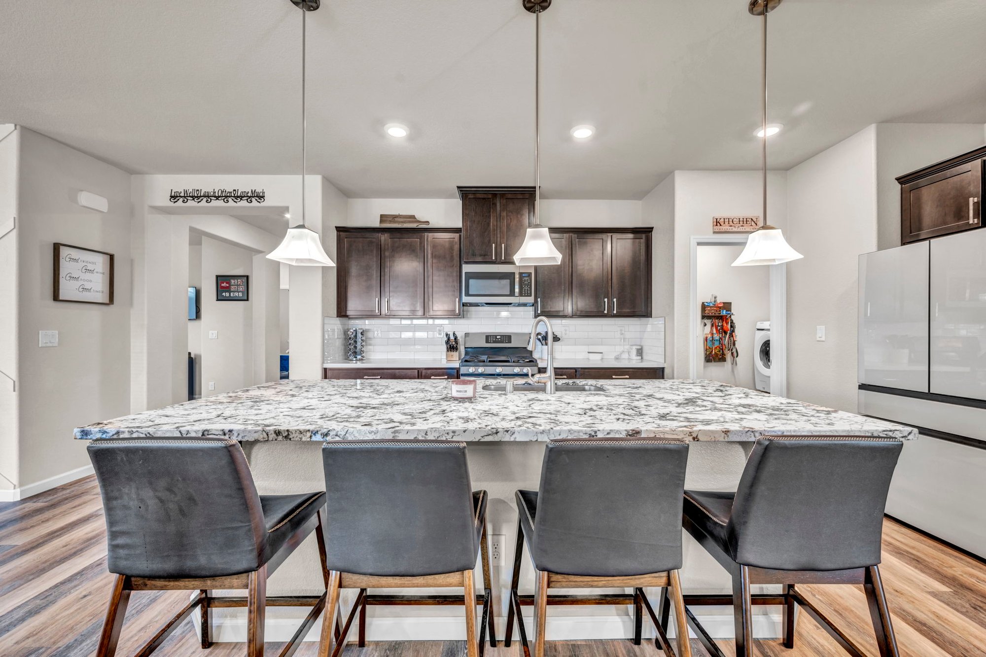 28-web-or-mls-1030-garden-pond-way