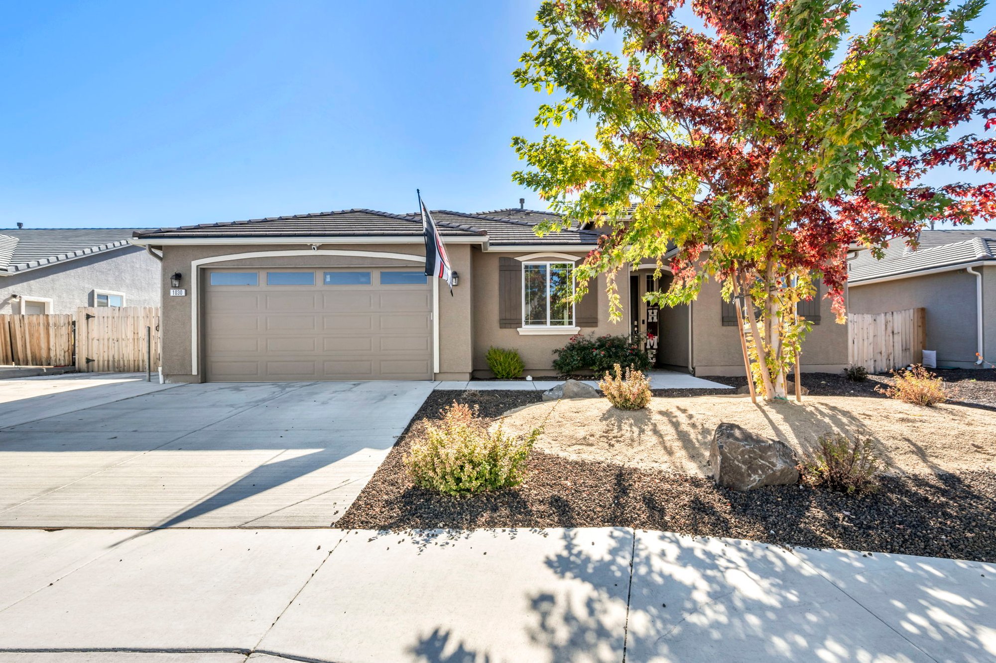 3-web-or-mls-1030-garden-pond-way