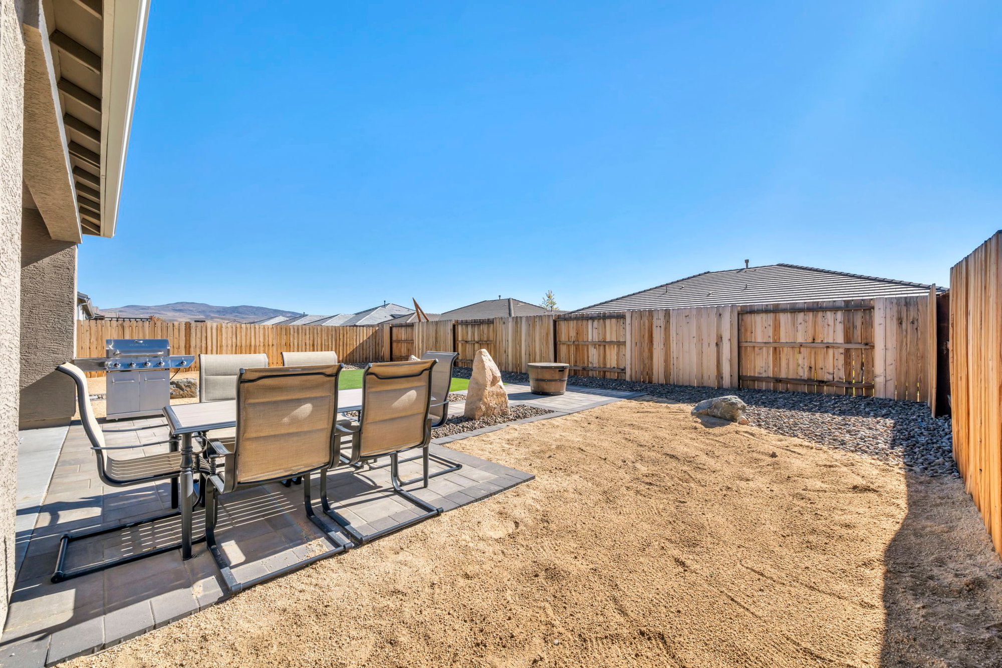 7-web-or-mls-1030-garden-pond-way