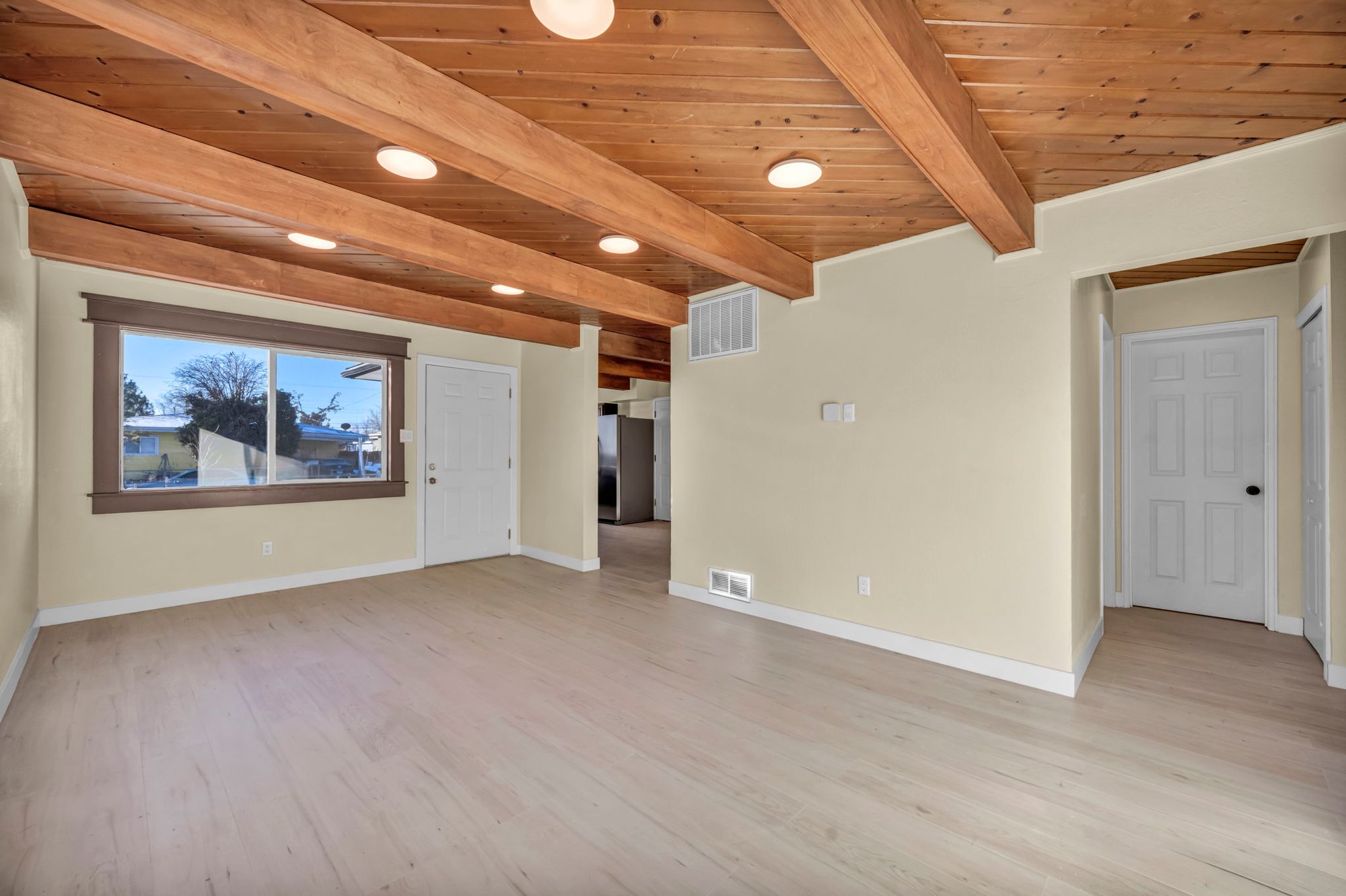 28-web-or-mls-1545-haddock-dr