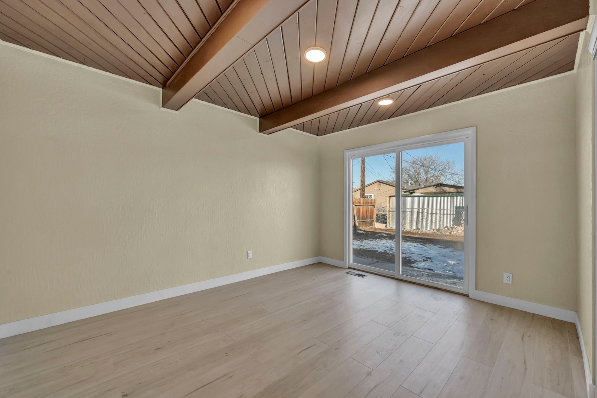 31-web-or-mls-1545-haddock-dr