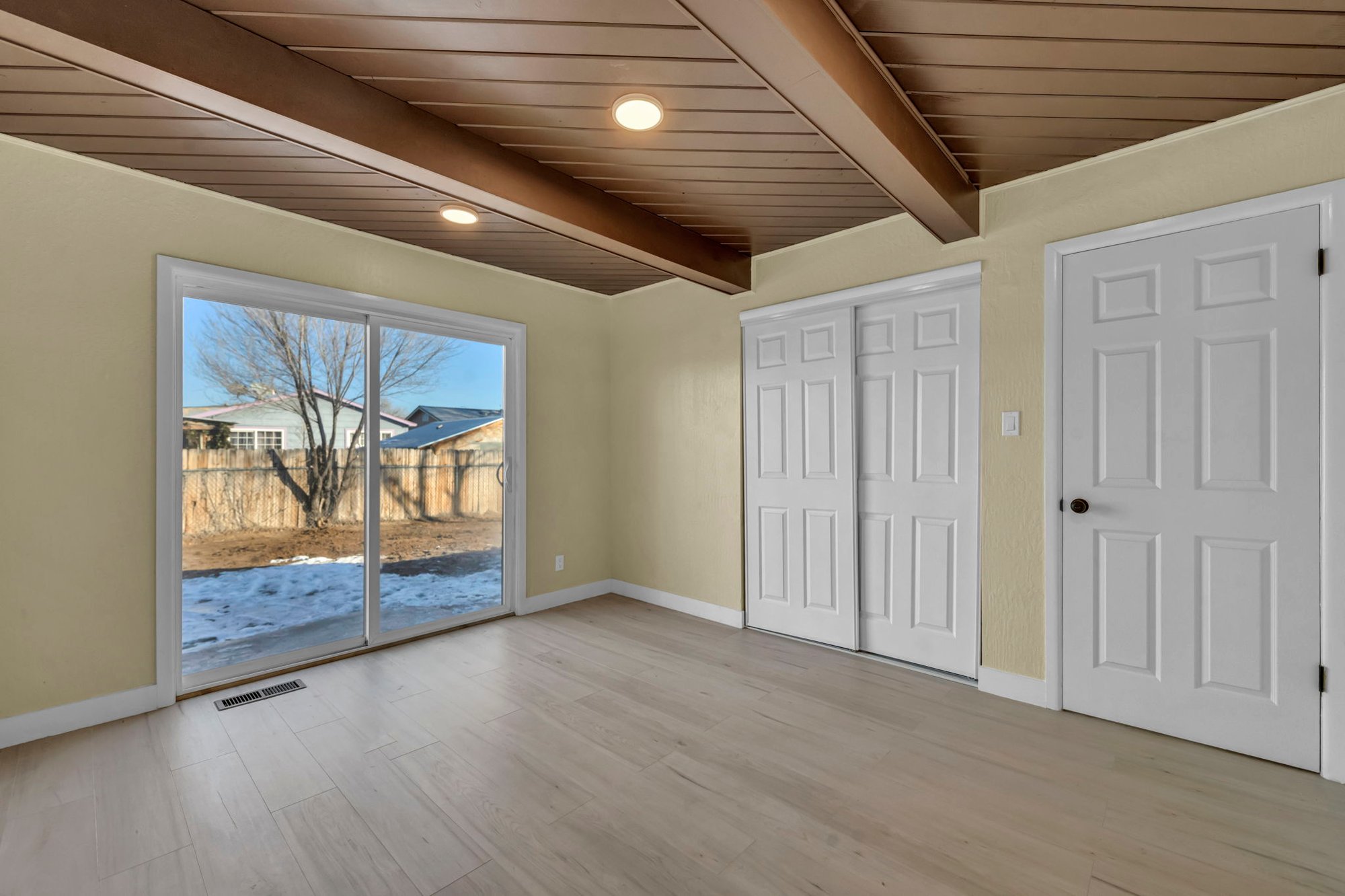 32-web-or-mls-1545-haddock-dr