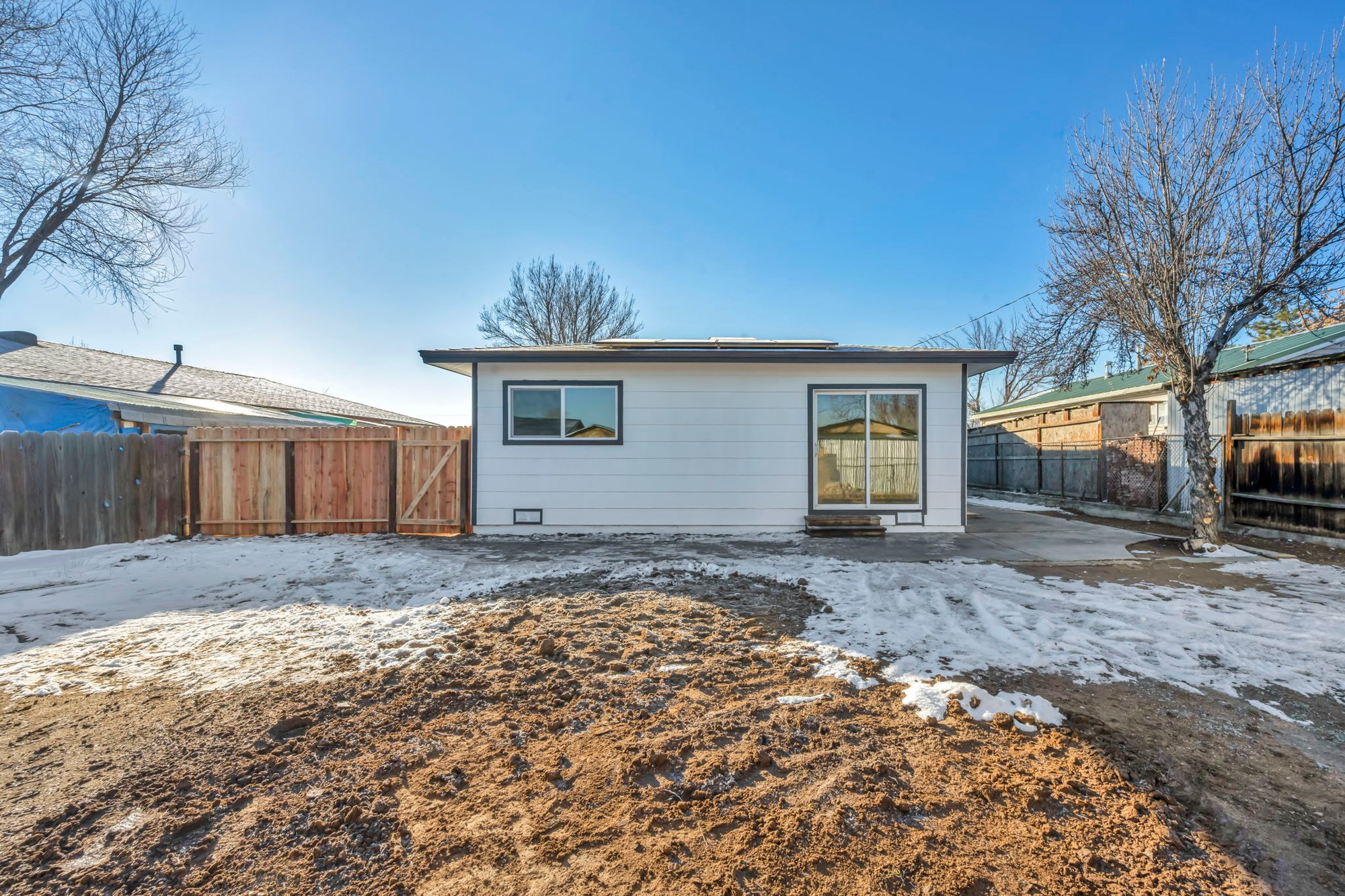 5-web-or-mls-1545-haddock-dr