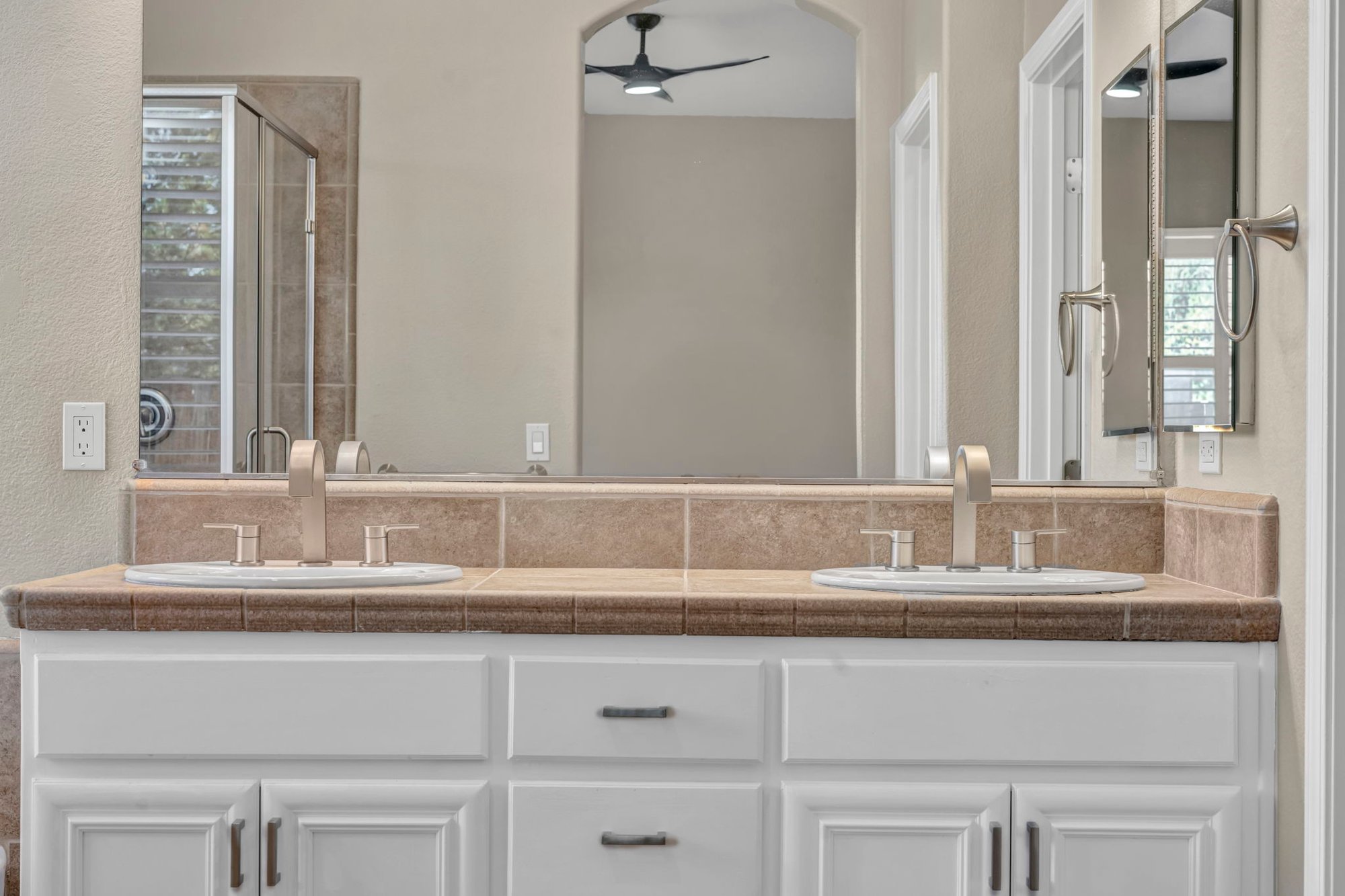 34-web-or-mls-1781-emerald-bay-dr