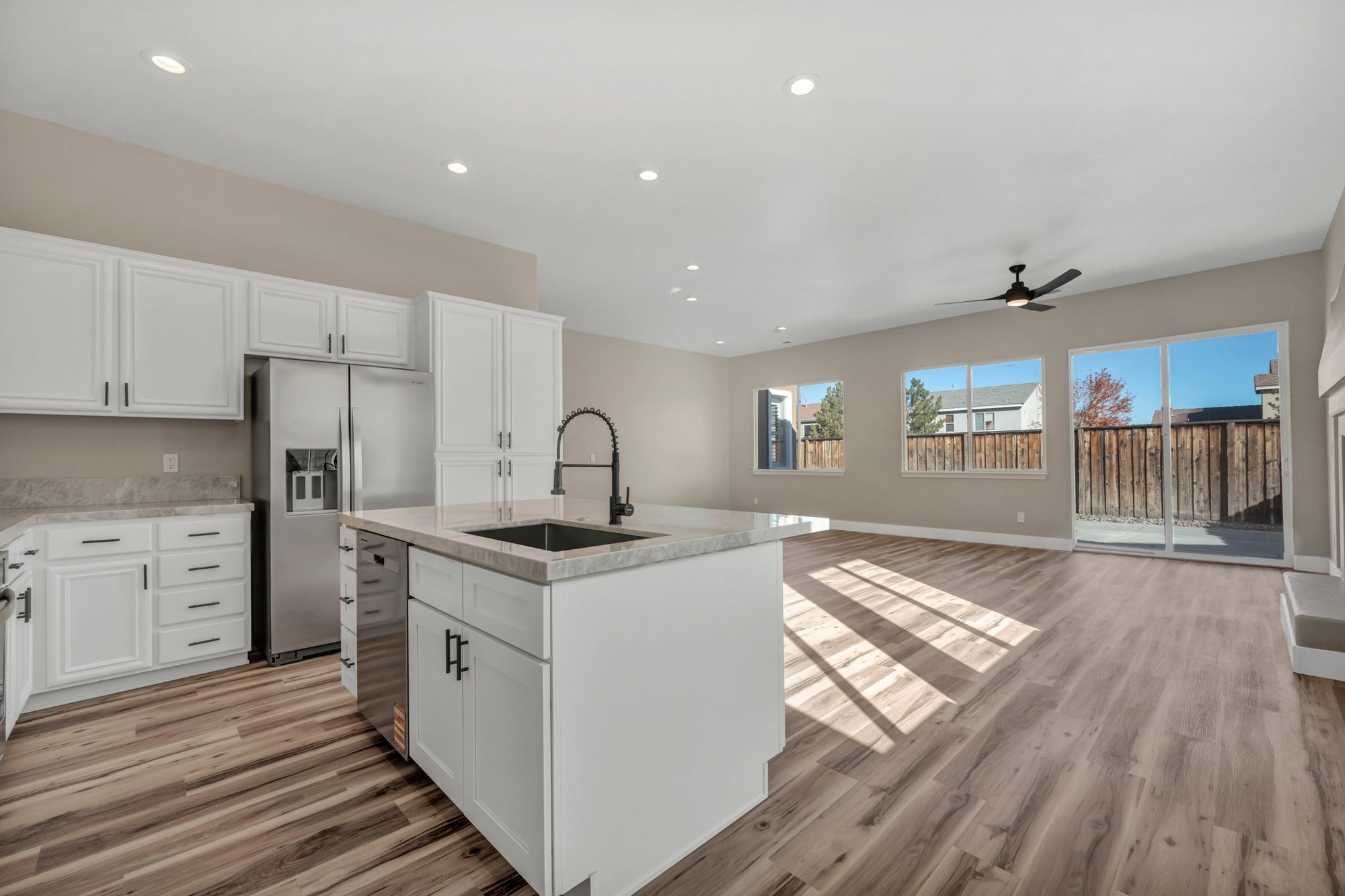 39-web-or-mls-1781-emerald-bay-dr