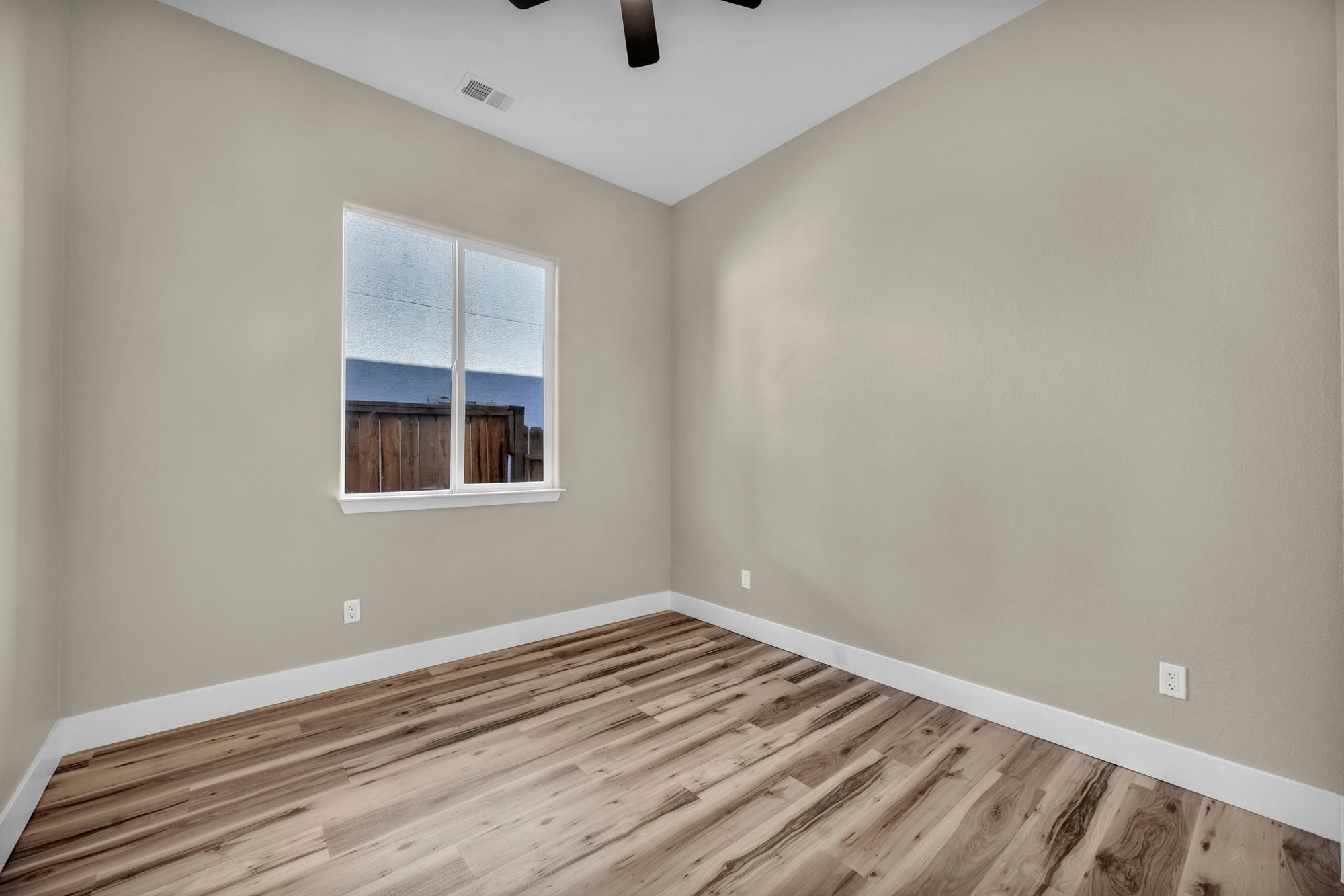 54-web-or-mls-1781-emerald-bay-dr