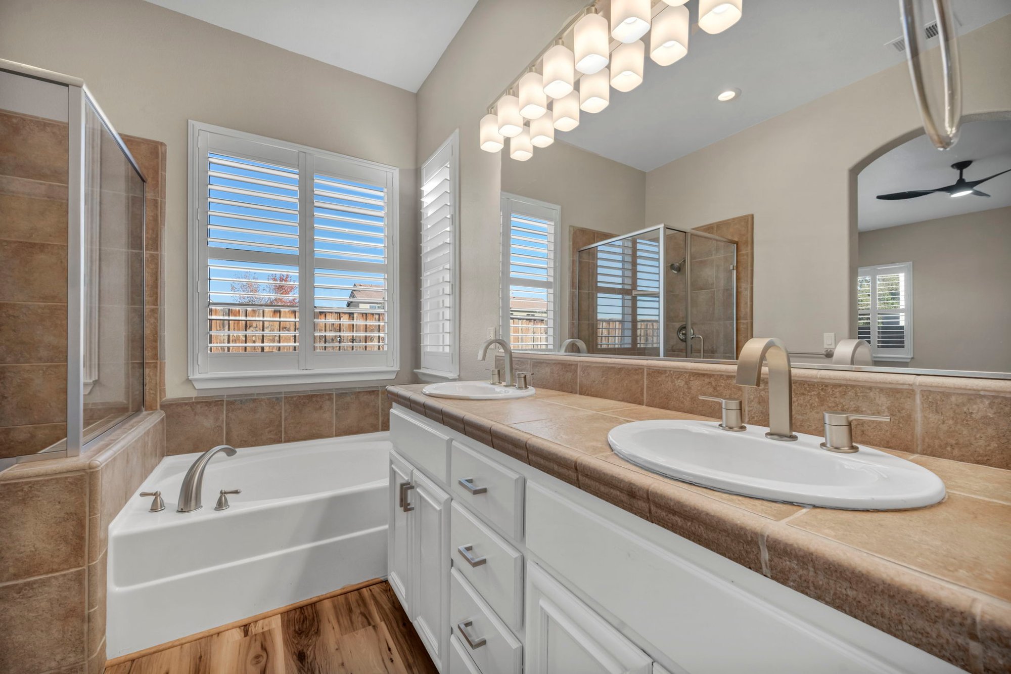 61-web-or-mls-1781-emerald-bay-dr