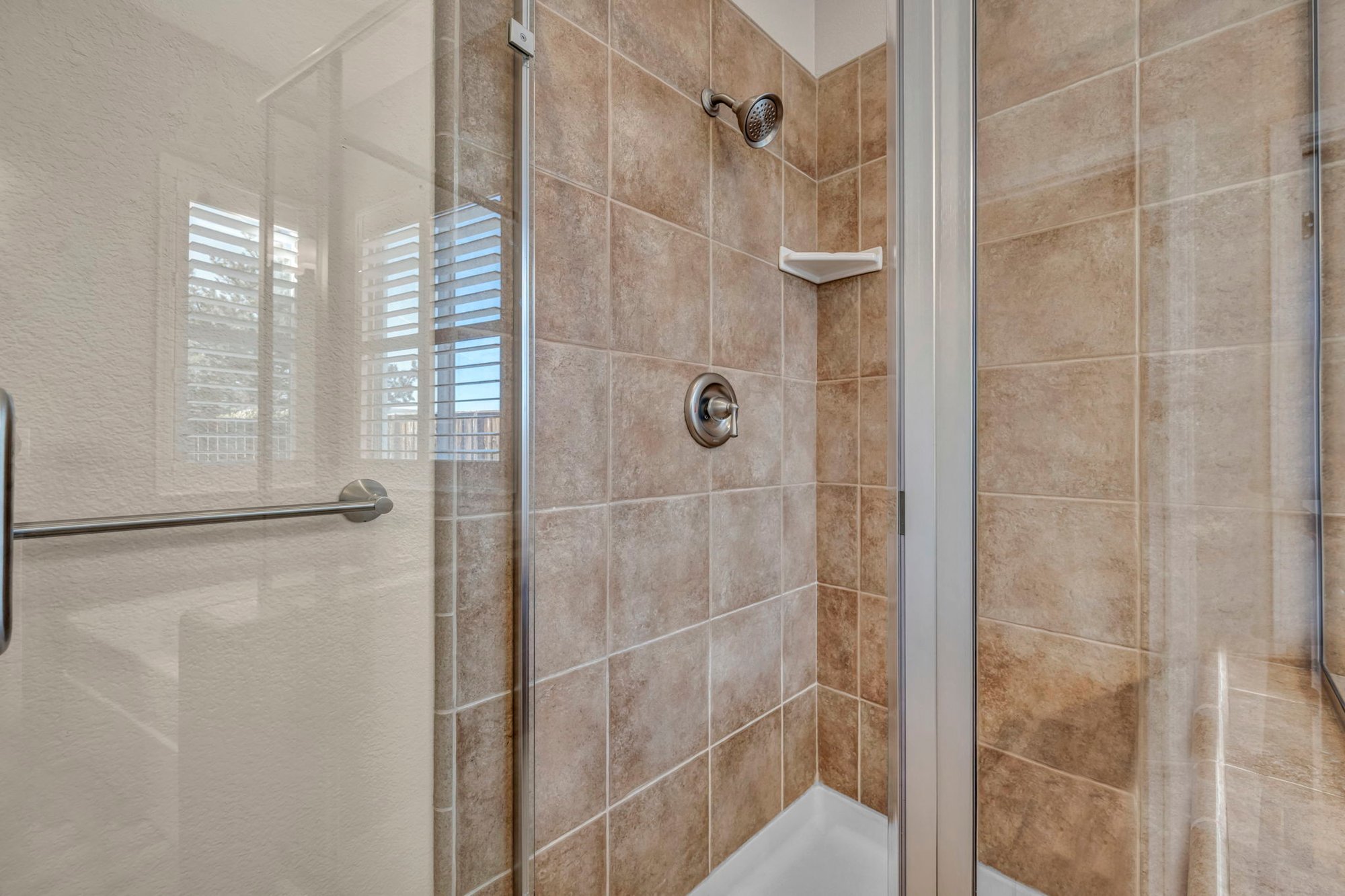 62-web-or-mls-1781-emerald-bay-dr