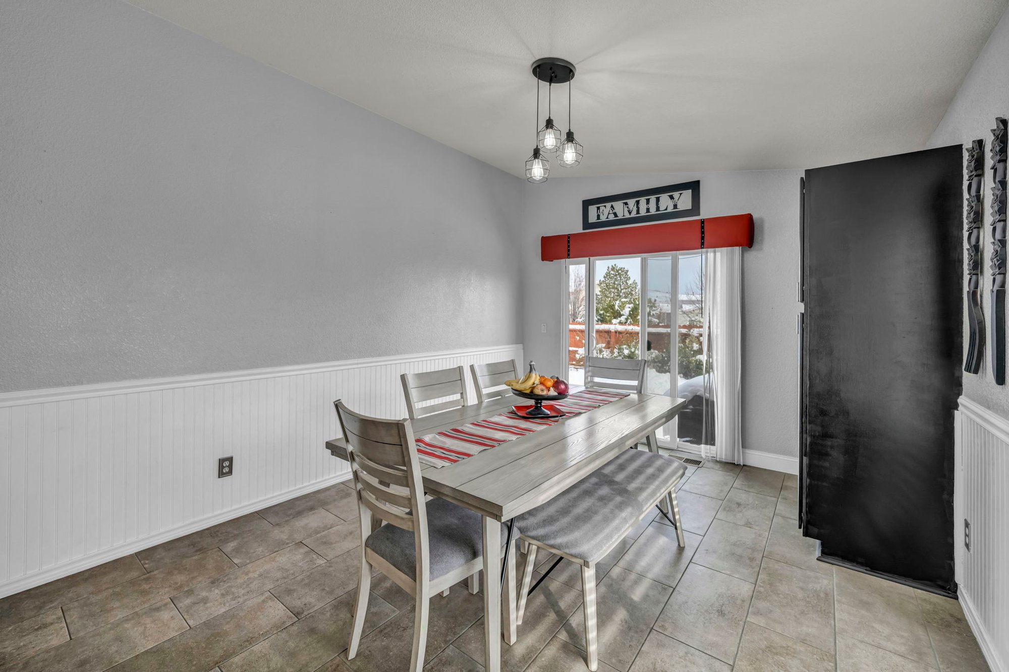 43-web-or-mls-18270-cedar-view-dr