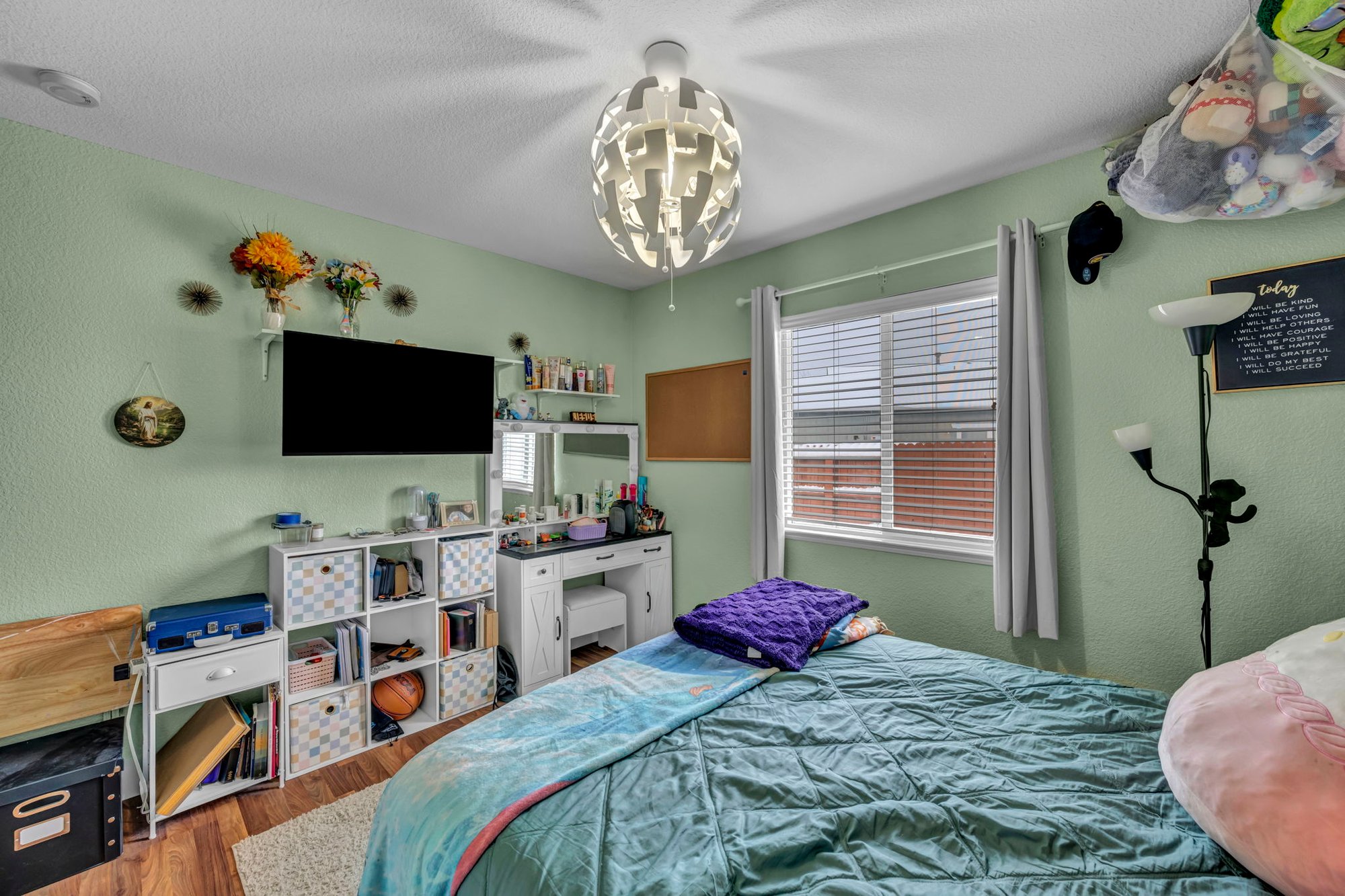 59-web-or-mls-18270-cedar-view-dr