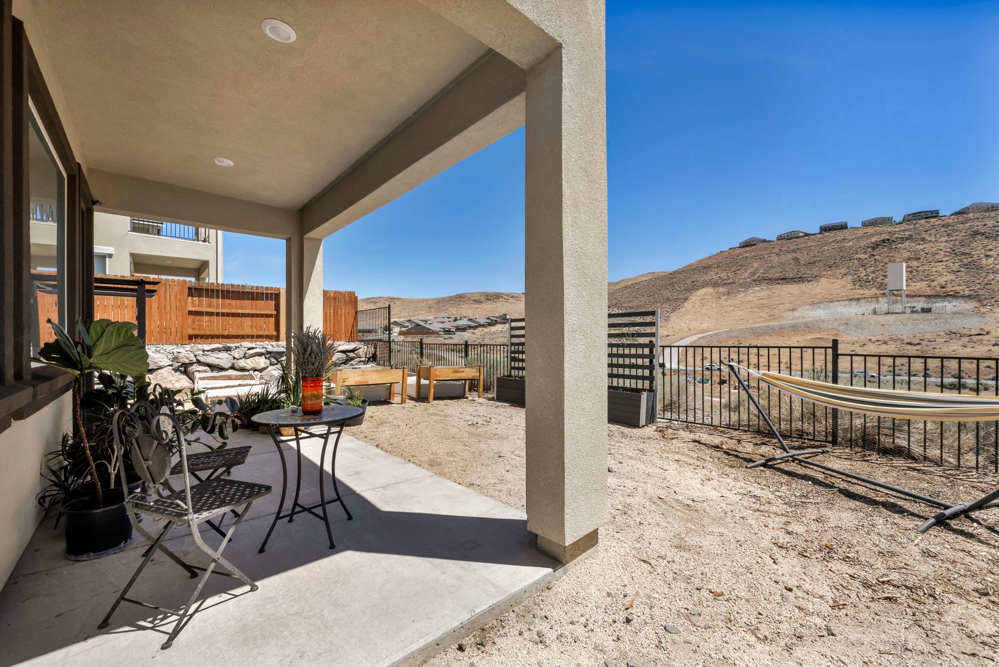 10-web-or-mls-3238-vincinato-dr
