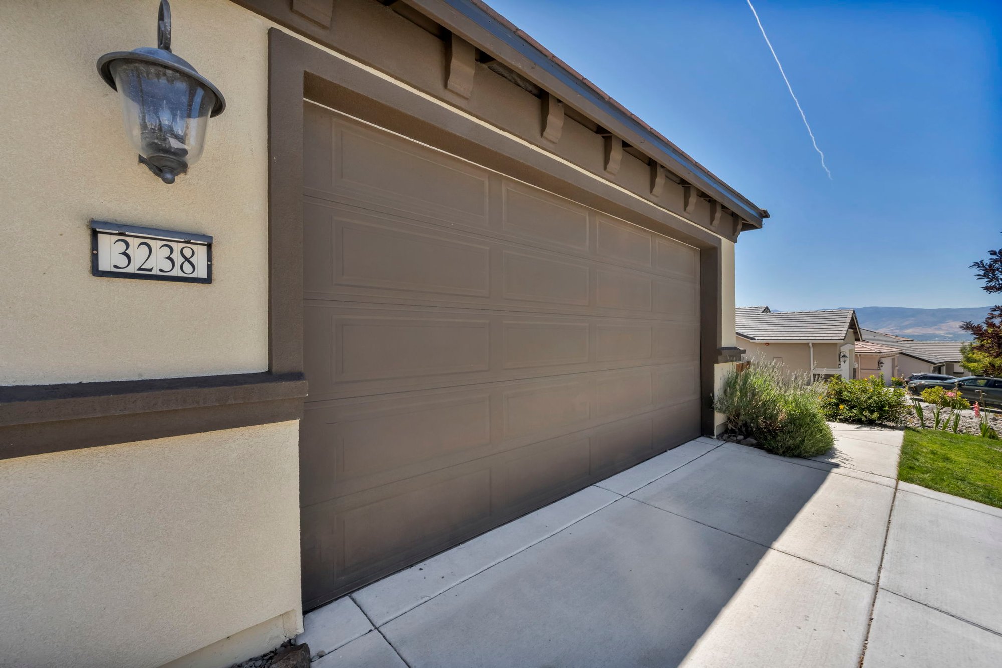4-web-or-mls-3238-vincinato-dr