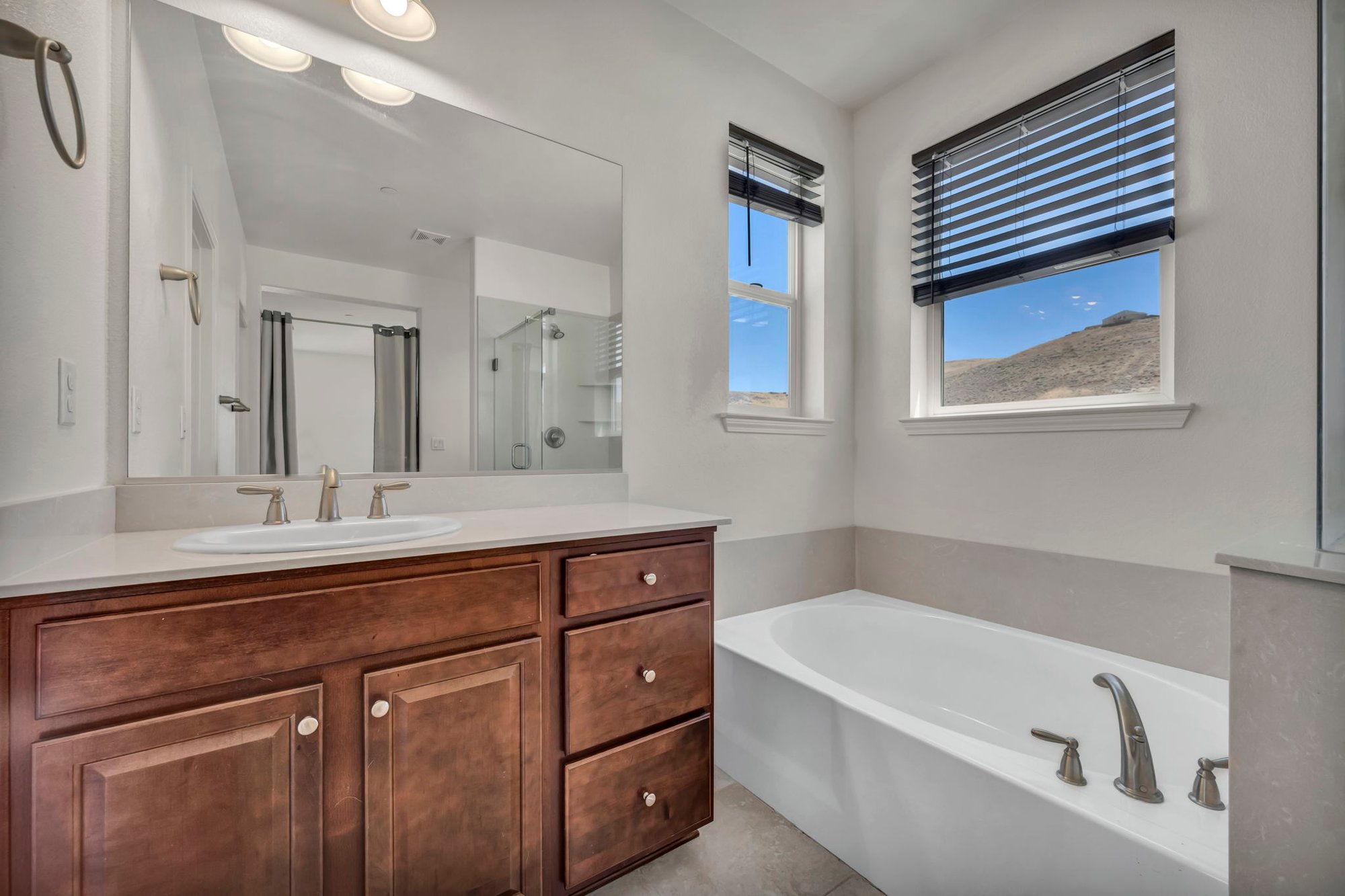 44-web-or-mls-3238-vincinato-dr
