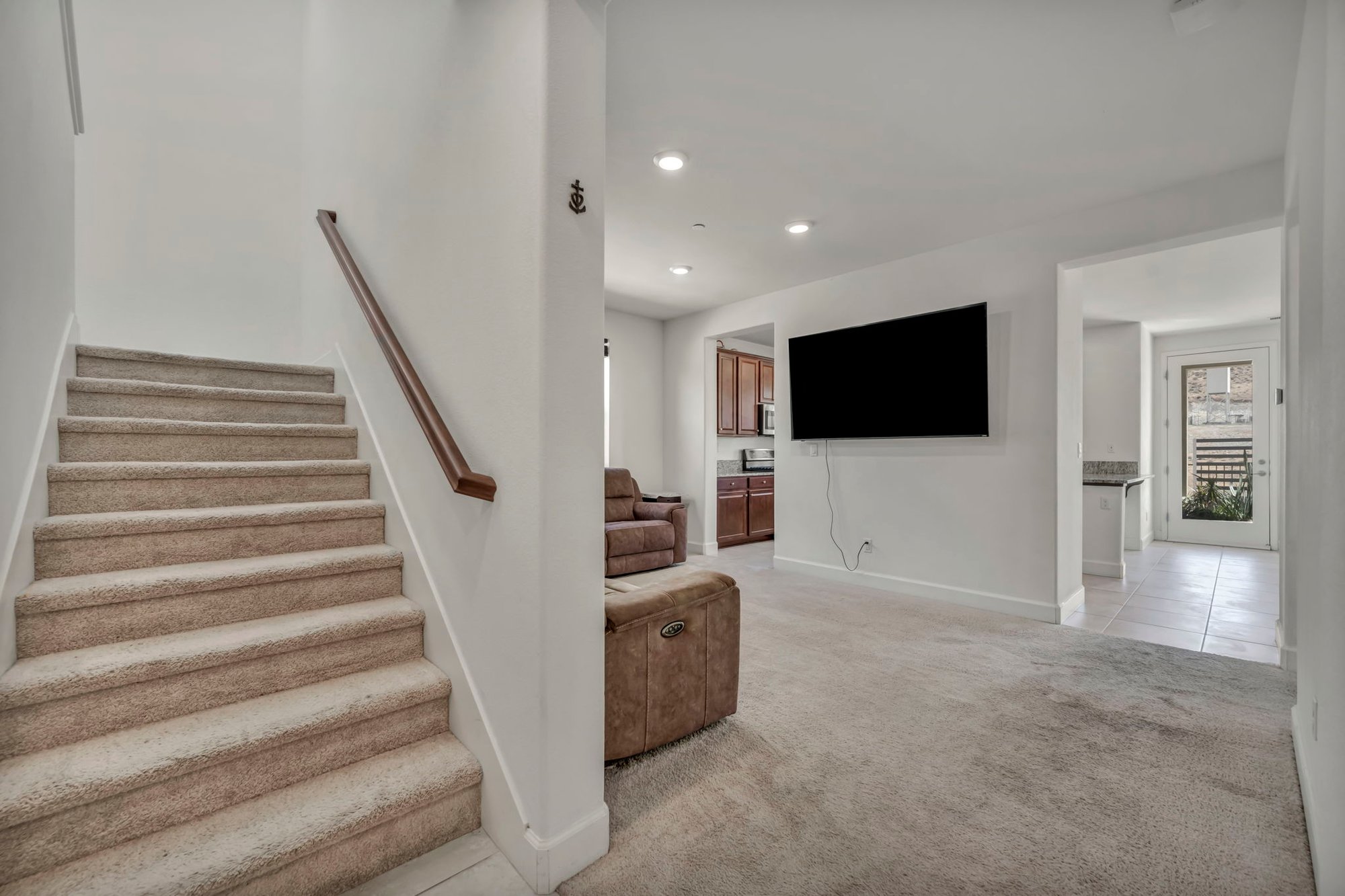 49-web-or-mls-3238-vincinato-dr