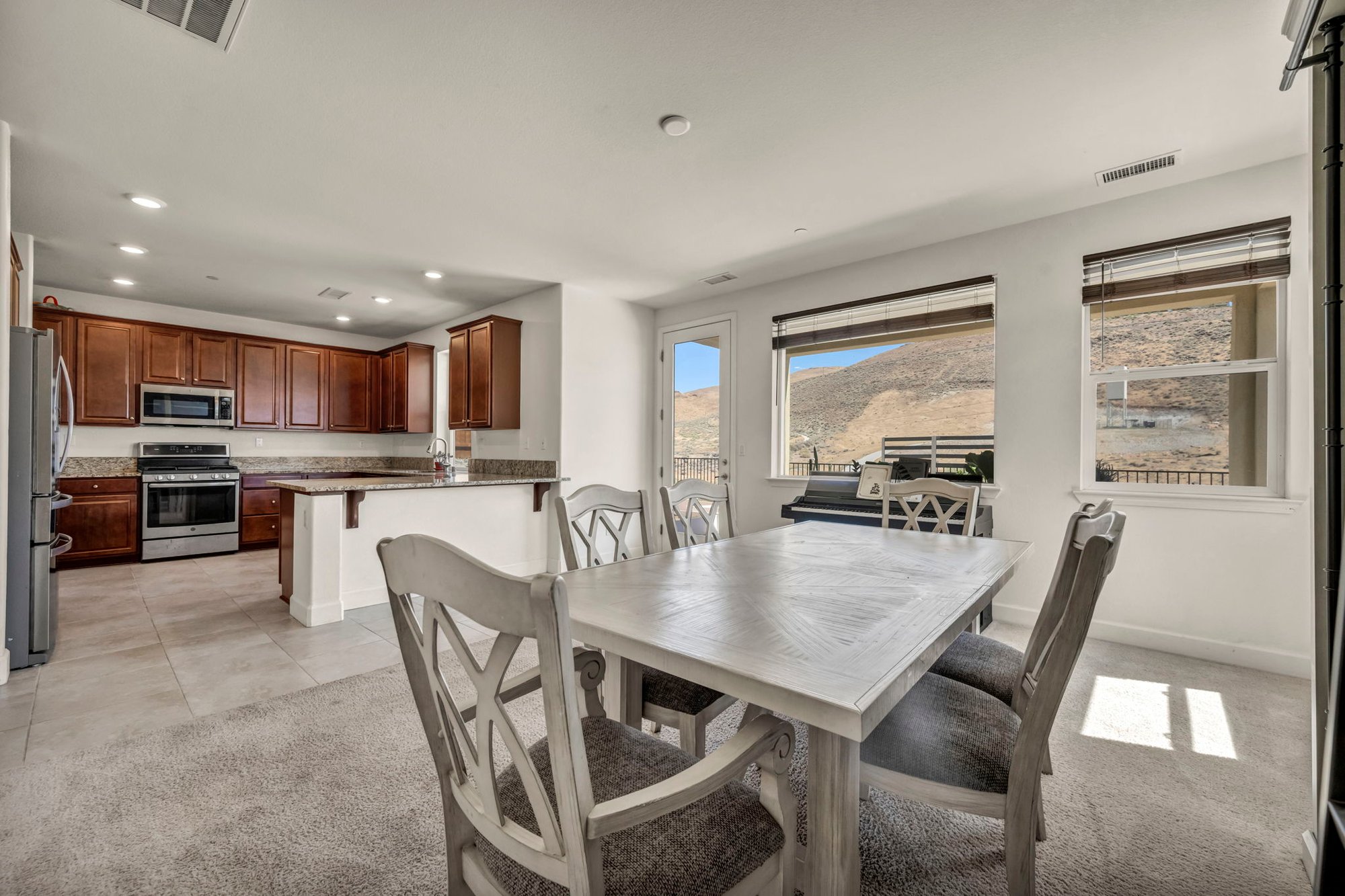 68-web-or-mls-3238-vincinato-dr