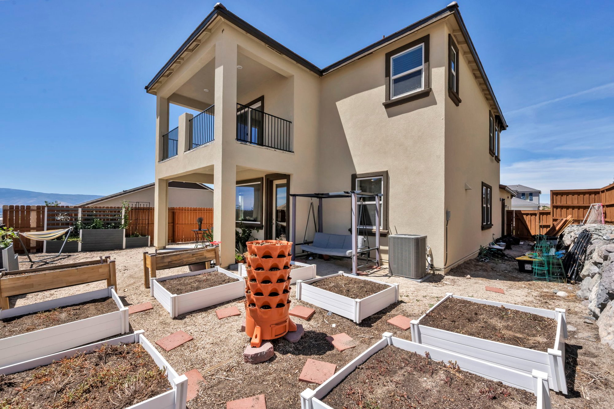 8-web-or-mls-3238-vincinato-dr