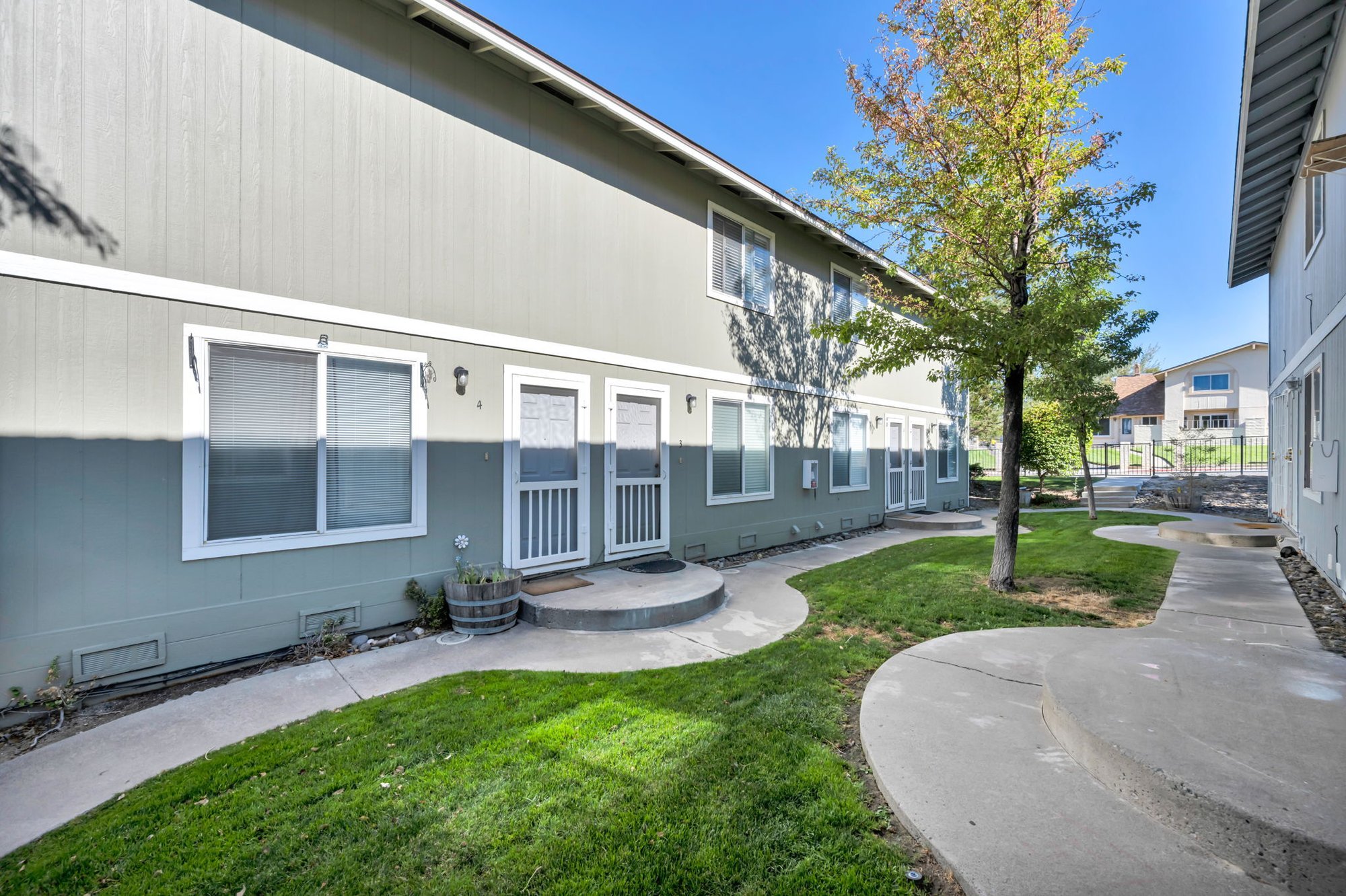 3-web-or-mls-3905-pheasant-dr
