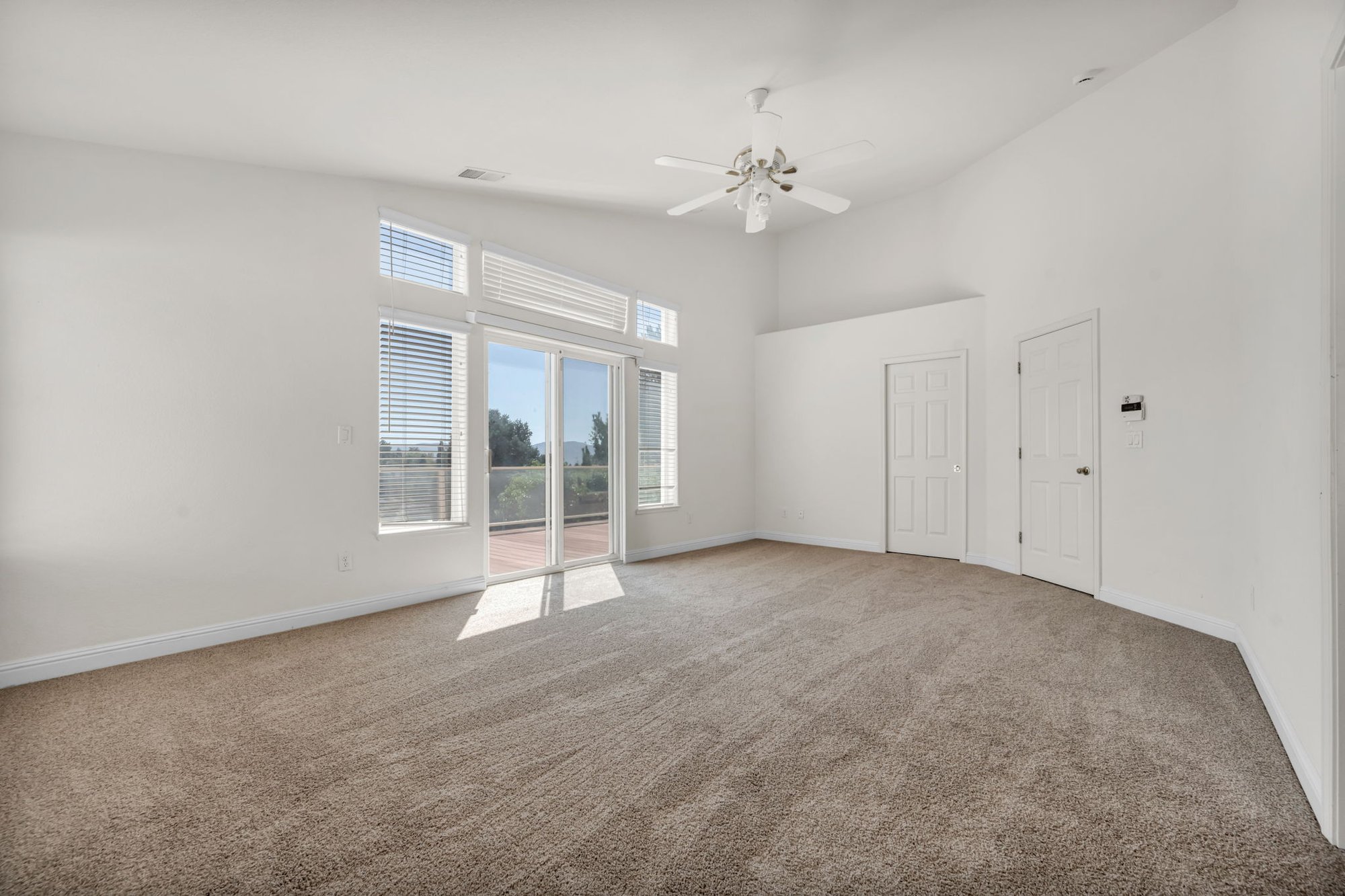 40-web-or-mls-6170-n-deer-meadows-ct