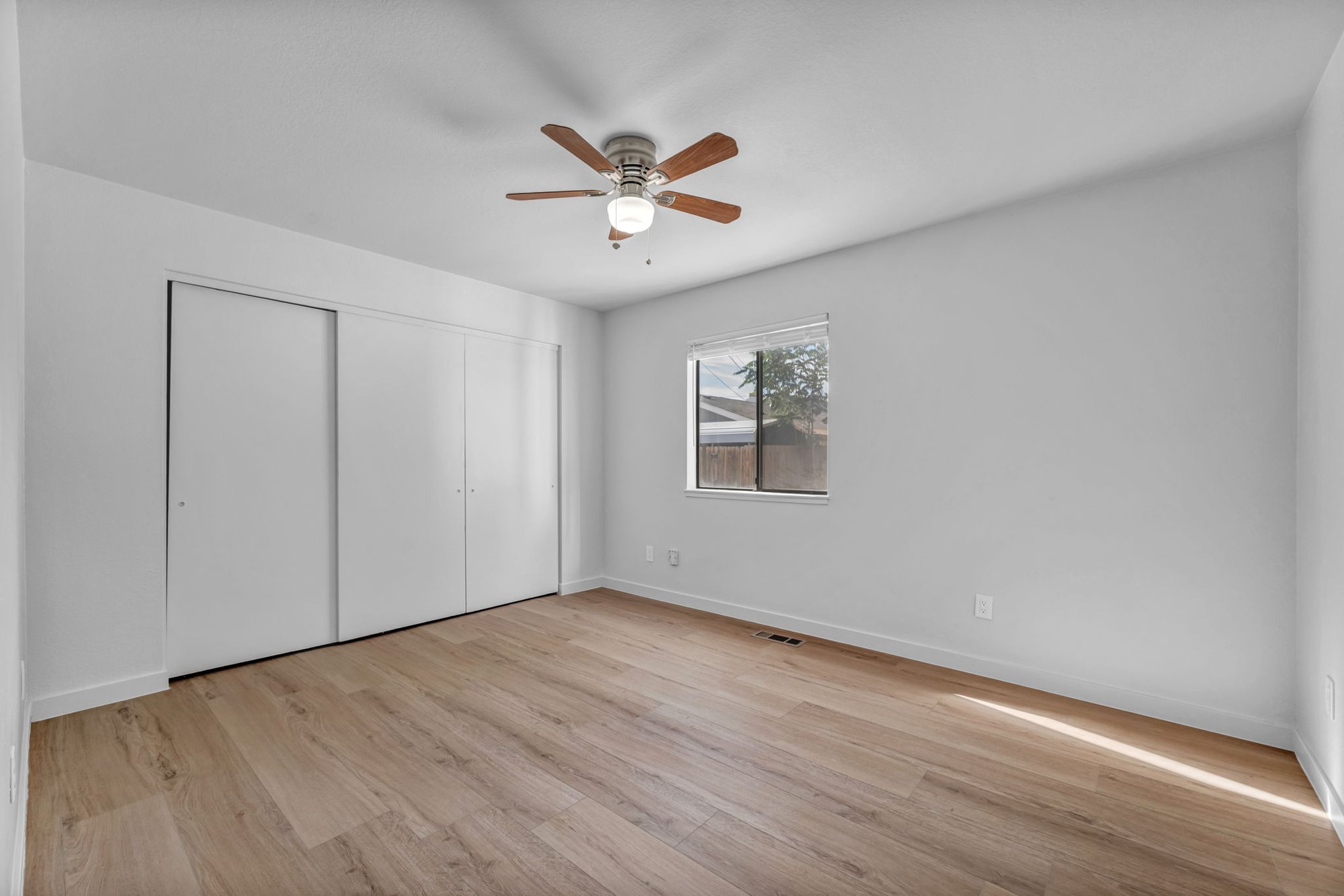 57-web-or-mls-737-16th-st